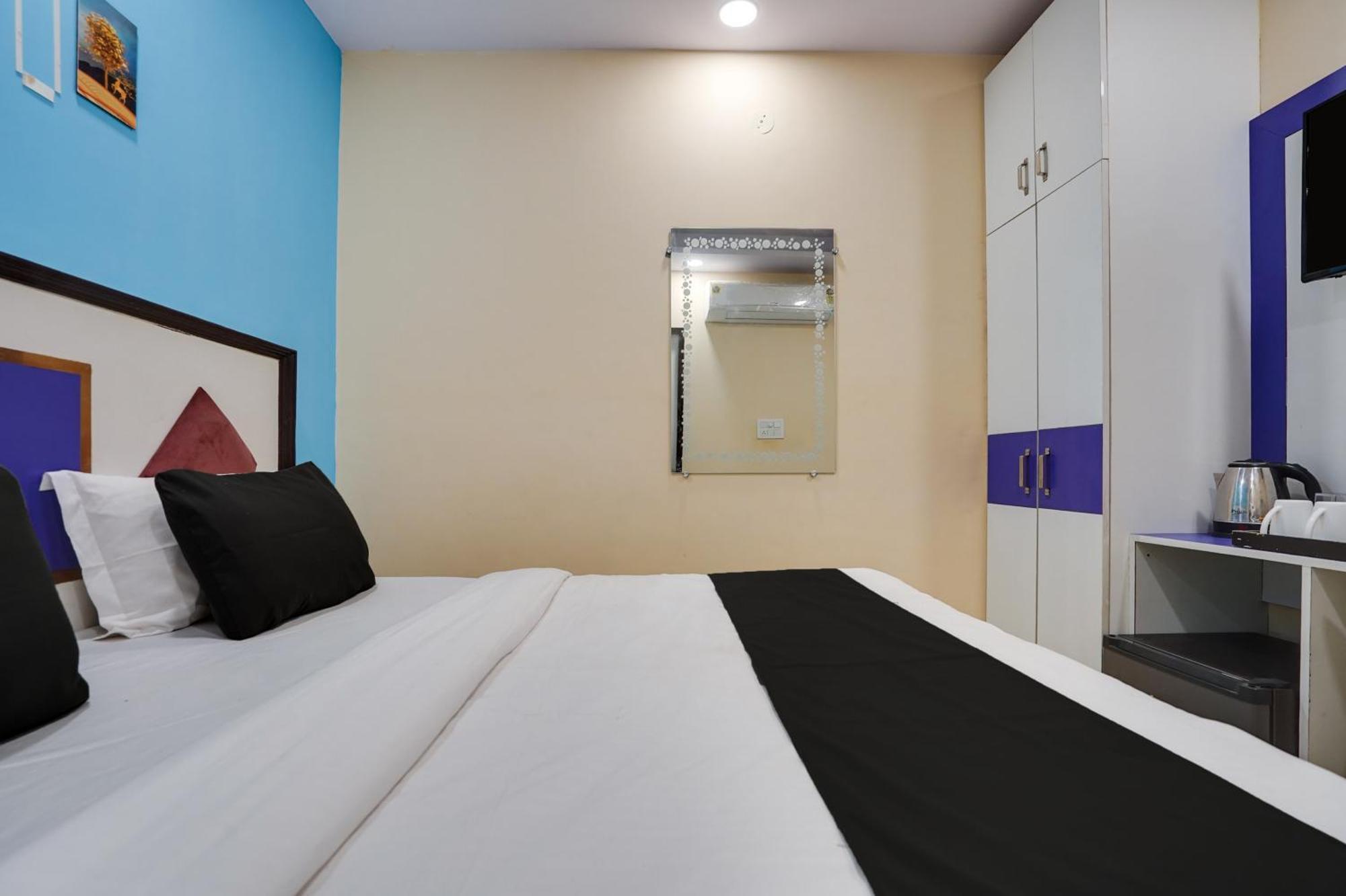 Super Hotel O Hotel Gold Star New Delhi Luaran gambar