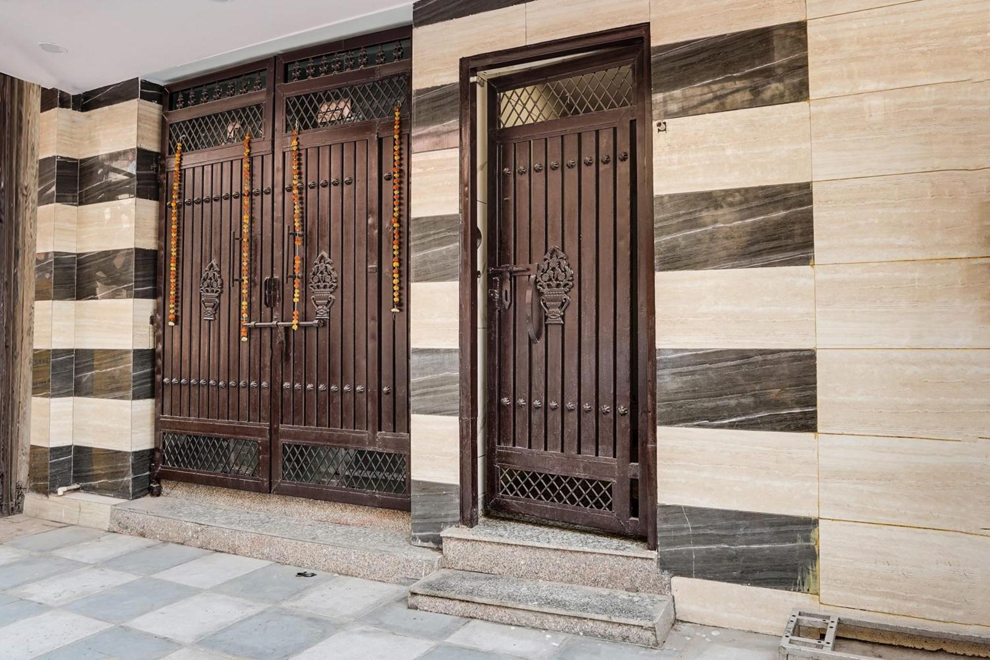 Super Hotel O Hotel Gold Star New Delhi Luaran gambar